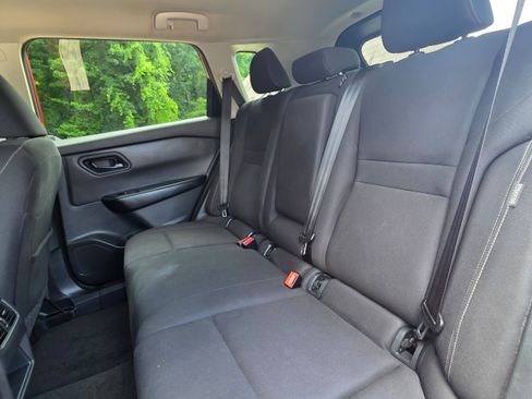 Used 2024 Nissan Rogue S FWD image 20