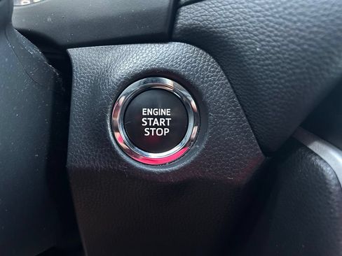 Used 2025 Toyota RAV4 XLE w/ Convenience Package FWD image 29