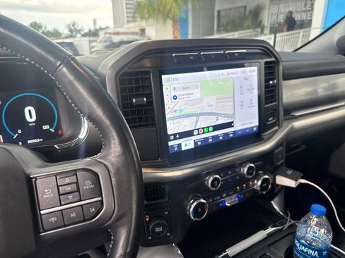 Used 2022 Ford F150 Lariat AWD/4WD image 11
