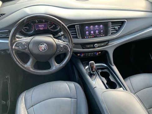 Used 2020 Buick Enclave Essence FWD image 15