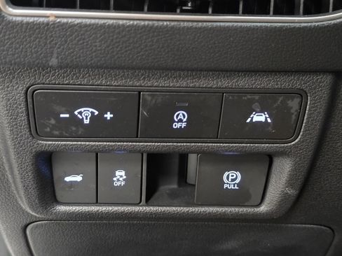 Used 2023 Hyundai Sonata SE image 23