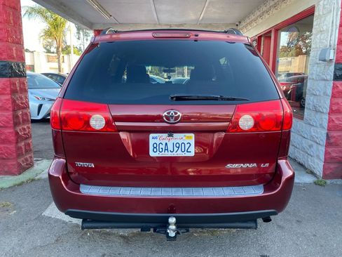 Used 2008 Toyota Sienna LE image 3