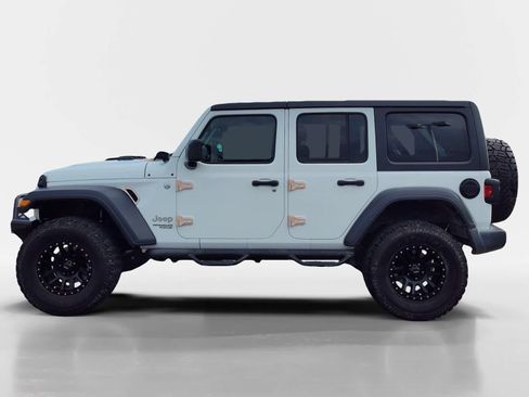 Used 2018 Jeep Wrangler Unlimited Sport S image 7