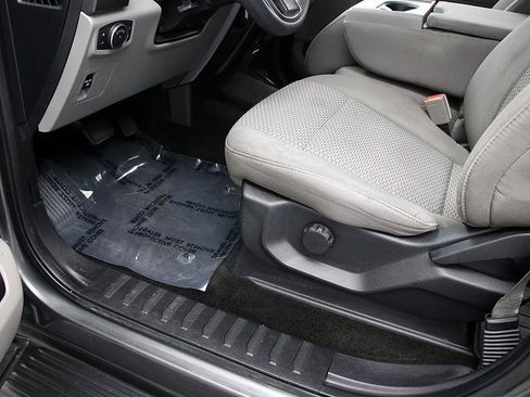 Used 2018 Ford F150 XLT image 21