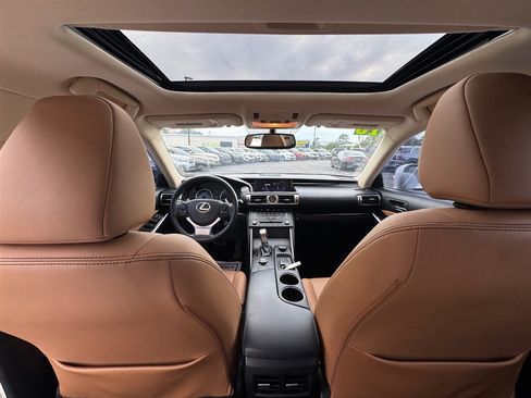 Used 2015 Lexus IS 250 RWD image 22