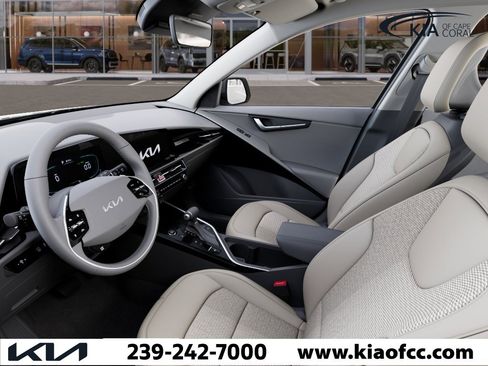 New 2026 Kia Niro EX FWD image 17