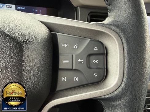 Used 2024 Ford Bronco Wildtrak image 11