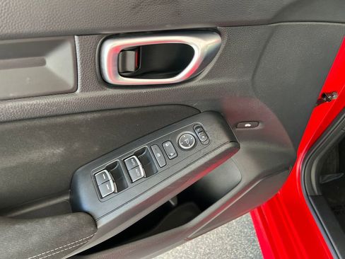 Used 2023 Honda Civic LX image 13