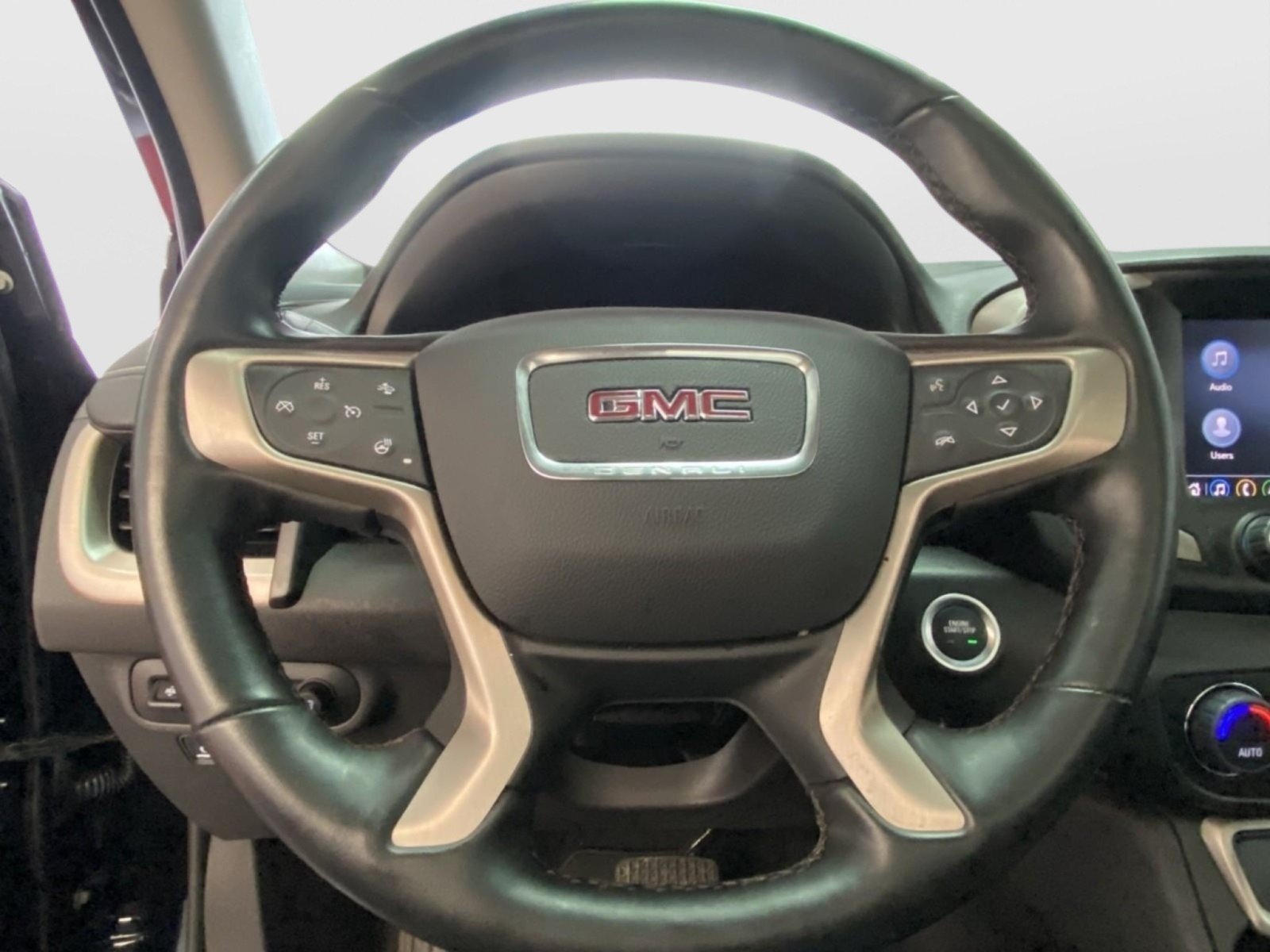 Used 2023 GMC Terrain Denali AWD/4WD image 32