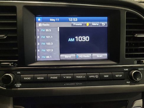 Used 2018 Hyundai Elantra SEL FWD image 25