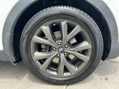 Used 2018 Hyundai Santa Fe Sport AWD/4WD image 29
