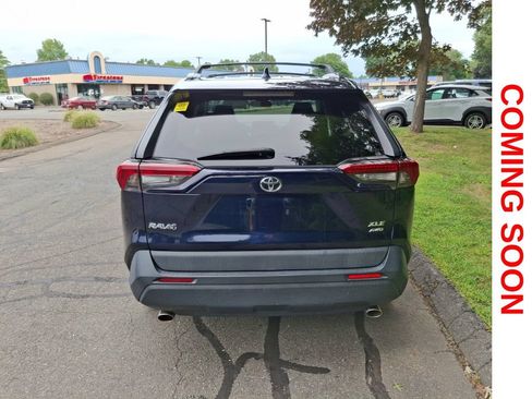 Used 2019 Toyota RAV4 XLE w/ Convenience Package AWD/4WD image 7