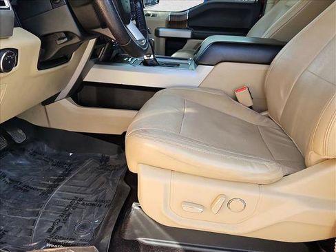 Used 2016 Ford F150 Lariat w/ Trailer Tow Package image 15