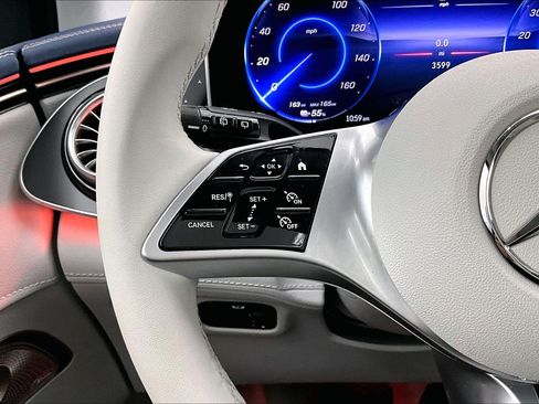 Used 2026 Mercedes-Benz EQE 320+ SUV image 20