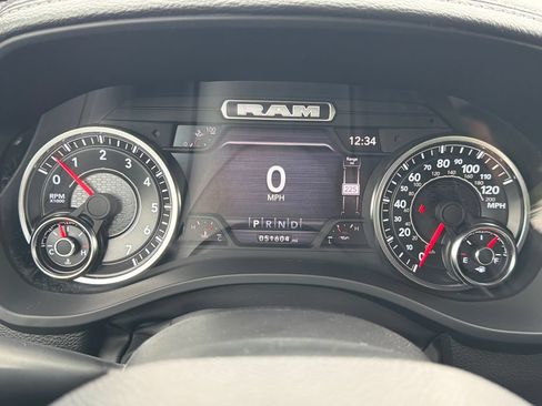 Used 2024 RAM 1500 Laramie RWD image 28