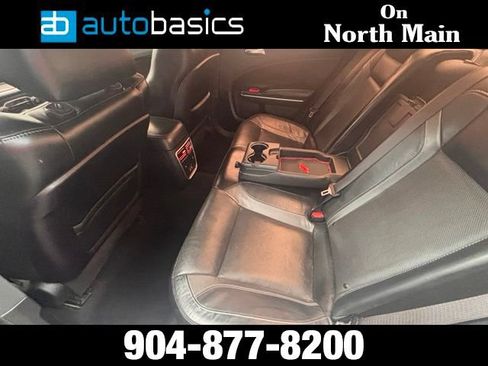 Used 2019 Dodge Charger SXT w/ Leather Interior Group RWD image 10