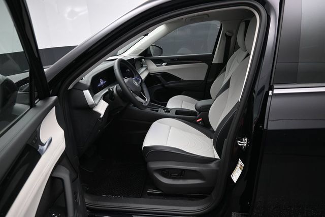 New 2026 Volkswagen Tiguan SE AWD/4WD image 9