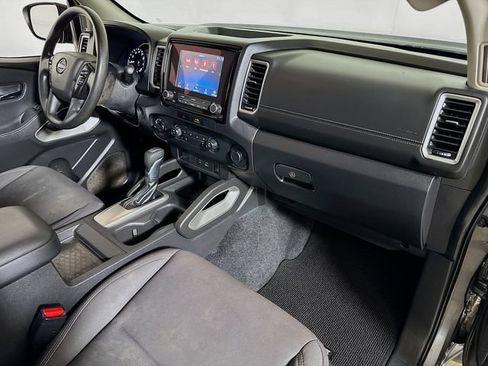Used 2022 Nissan Frontier SV AWD/4WD image 25