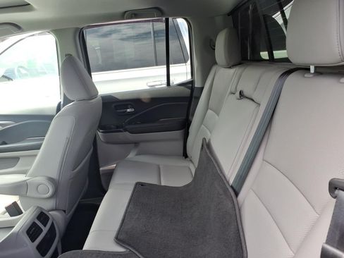 Used 2019 Honda Ridgeline RTL-T image 8