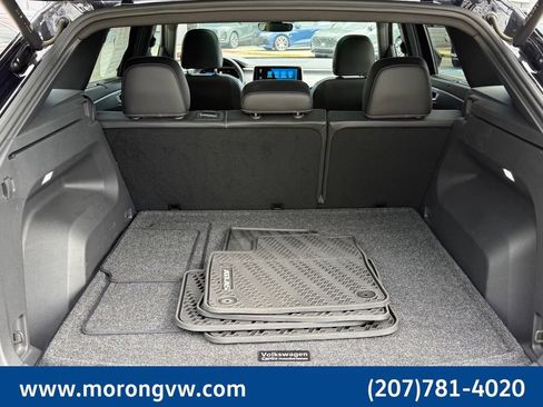 Used 2024 Volkswagen Atlas Cross Sport SE w/ Panoramic Sunroof Package AWD/4WD image 17