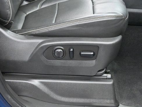 Used 2020 Chevrolet Silverado 3500 High Country AWD/4WD image 32