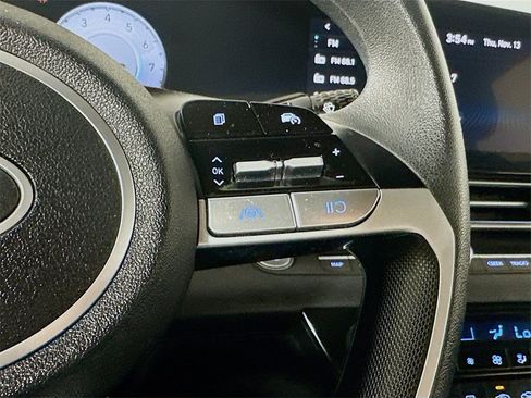 Used 2024 Hyundai Elantra SEL image 26