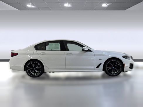 Certified 2023 BMW 530e w/ M Sport Package RWD image 7