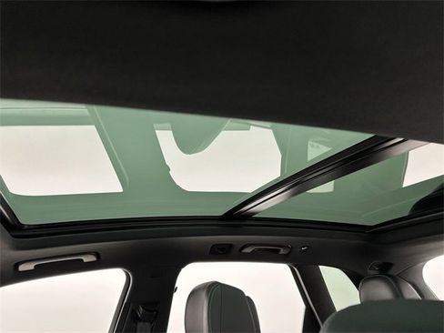 Certified 2023 Audi SQ5 Prestige image 22