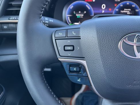 New 2026 Toyota Crown Platinum image 20