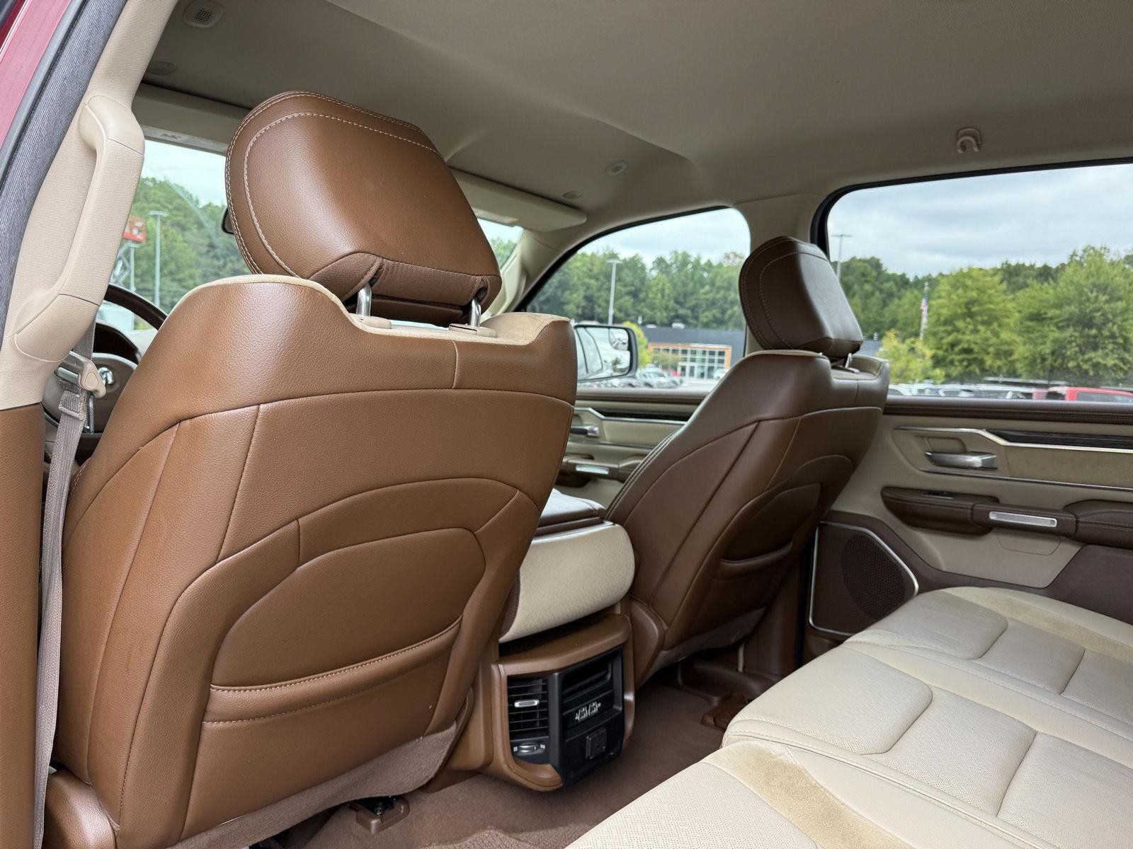 Used 2019 RAM 1500 Laramie RWD image 27
