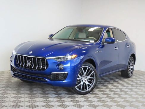 Used 2022 Maserati Levante GT AWD/4WD image 1