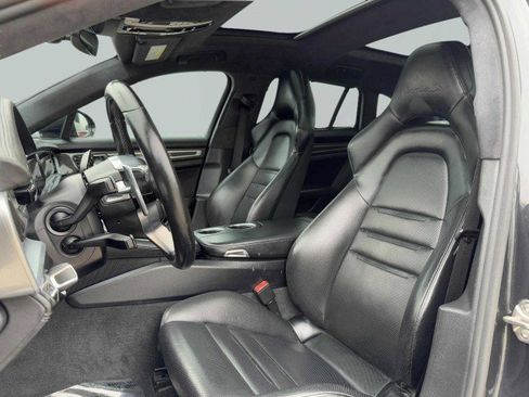 Used 2018 Porsche Panamera Turbo S image 21
