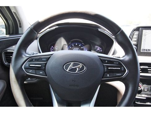 Used 2019 Hyundai Santa Fe FWD image 15
