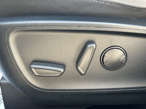Used 2021 Ford Escape SE w/ Convenience Package FWD image 14