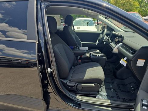 New 2025 Hyundai Ioniq 5 SE image 23