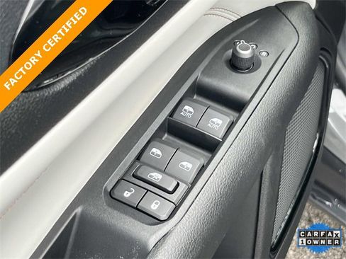 Certified 2022 Jeep Compass Limited image 25