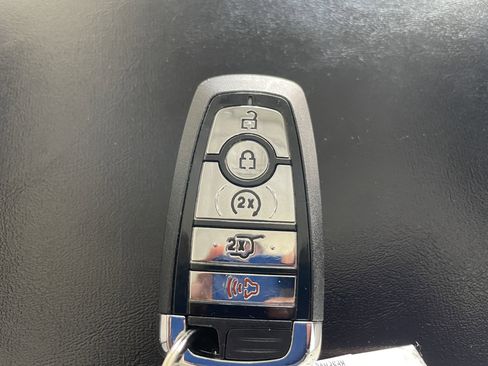 Used 2023 Lincoln Nautilus Reserve w/ Equipment Group 202A image 23