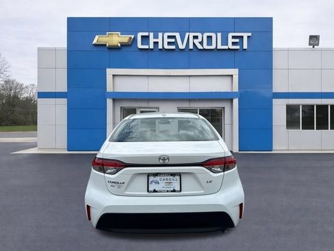 Used 2024 Toyota Corolla LE FWD image 6