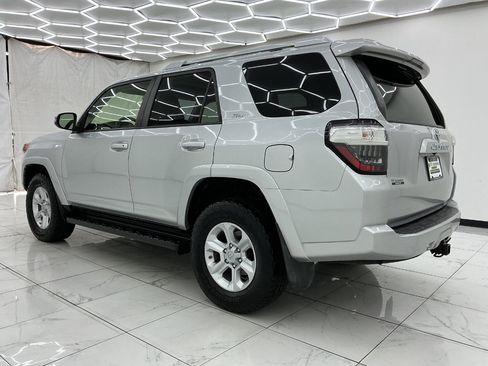 Used 2016 Toyota 4Runner SR5 Premium AWD/4WD image 12