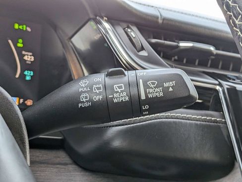 Used 2022 Jeep Grand Cherokee Overland w/ Advanced Protech Group III AWD/4WD image 30