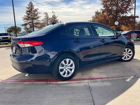 Used 2025 Toyota Corolla LE image 6