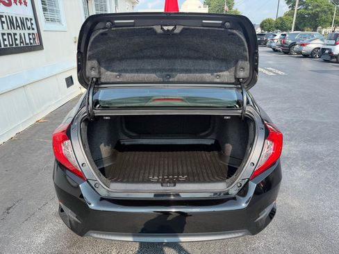 Used 2017 Honda Civic EX-T image 28