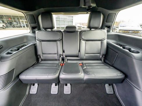 New 2026 Ford Expedition Platinum w/ Stealth Performance Package AWD/4WD image 13