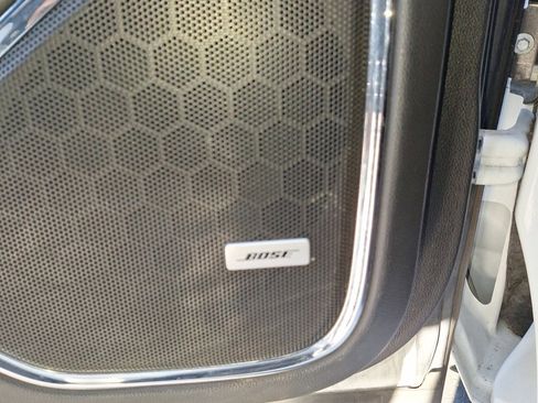 Used 2018 GMC Yukon XL SLT w/ Open Road Package image 12