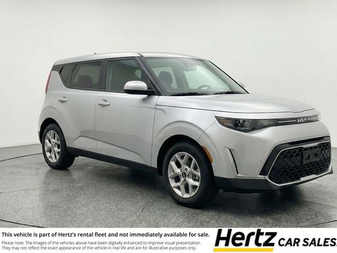Used 2025 Kia Soul LX w/ LX Technology Package image 1