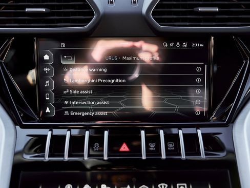 Used 2021 Lamborghini Urus image 79