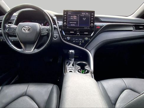 Used 2023 Toyota Camry XSE FWD image 16