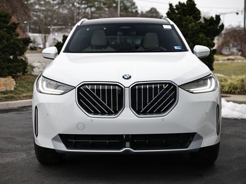 New 2026 BMW X3 xDrive30 w/ Premium Package image 13