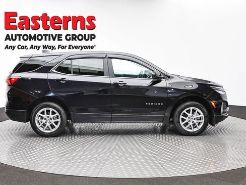 Used 2024 Chevrolet Equinox LT AWD/4WD image 4