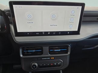 New 2025 Ford Maverick Lobo video 2